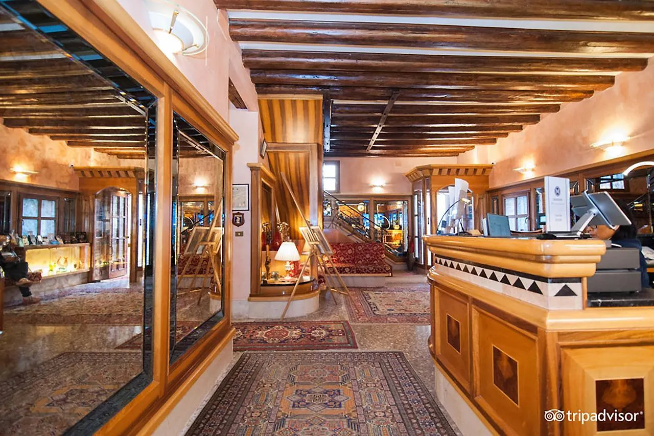 Hotel Messner Venedik 3*,